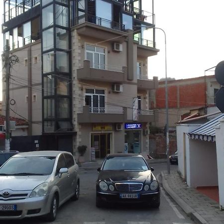 Hotel Italia 티라나 외부 사진
