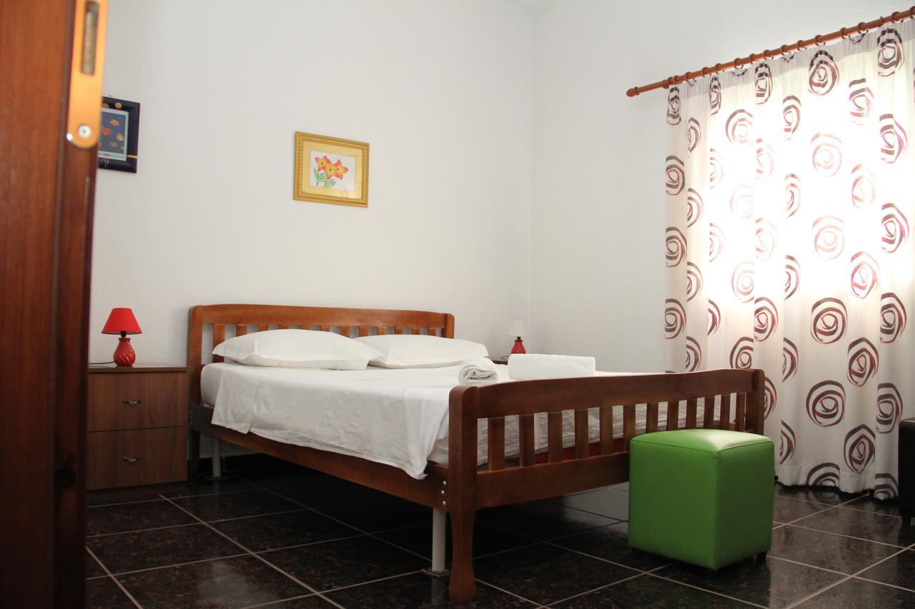 Hotel Italia 티라나 외부 사진